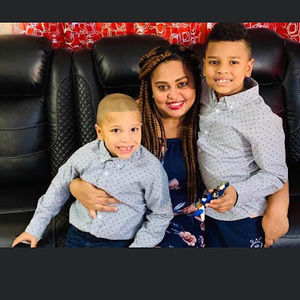 Meet your Posher, Yomaira